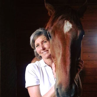 Lael Cook provides therapeutic and preventive Massage Therapy to Chrislar horses